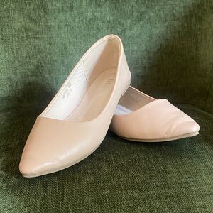 Bella Marie Cream Women's Flats